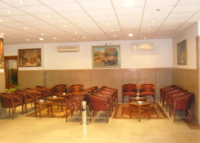 New Pola Hotel