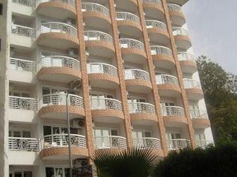 New Pola Hotel 3*