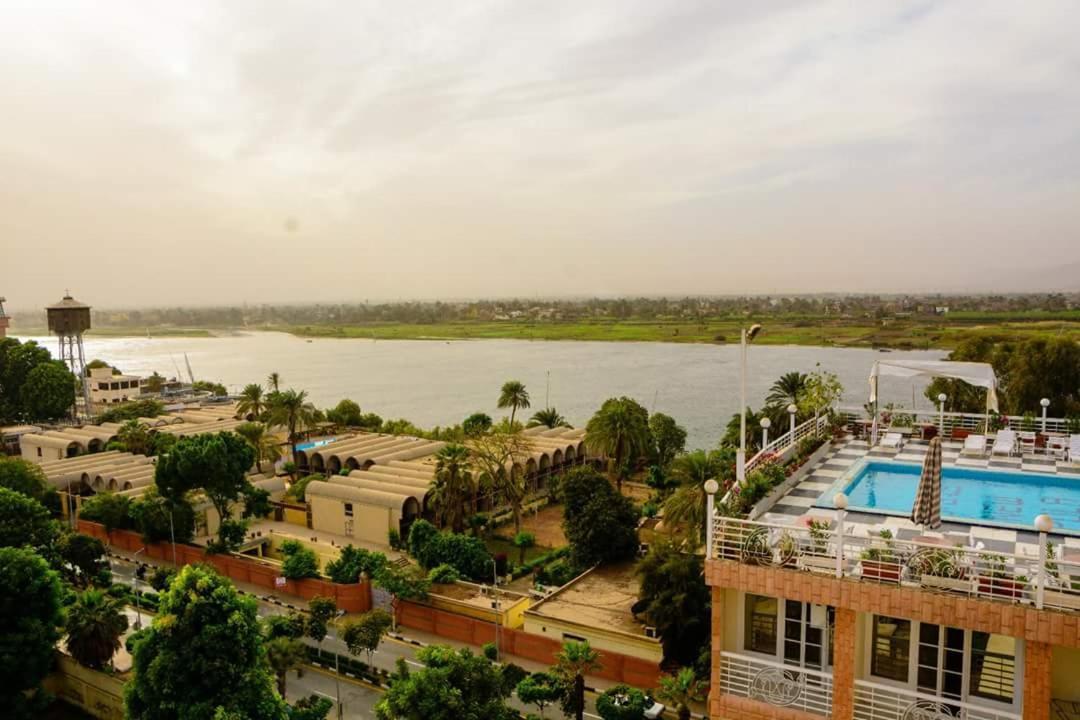 Hotel New Pola Luxor