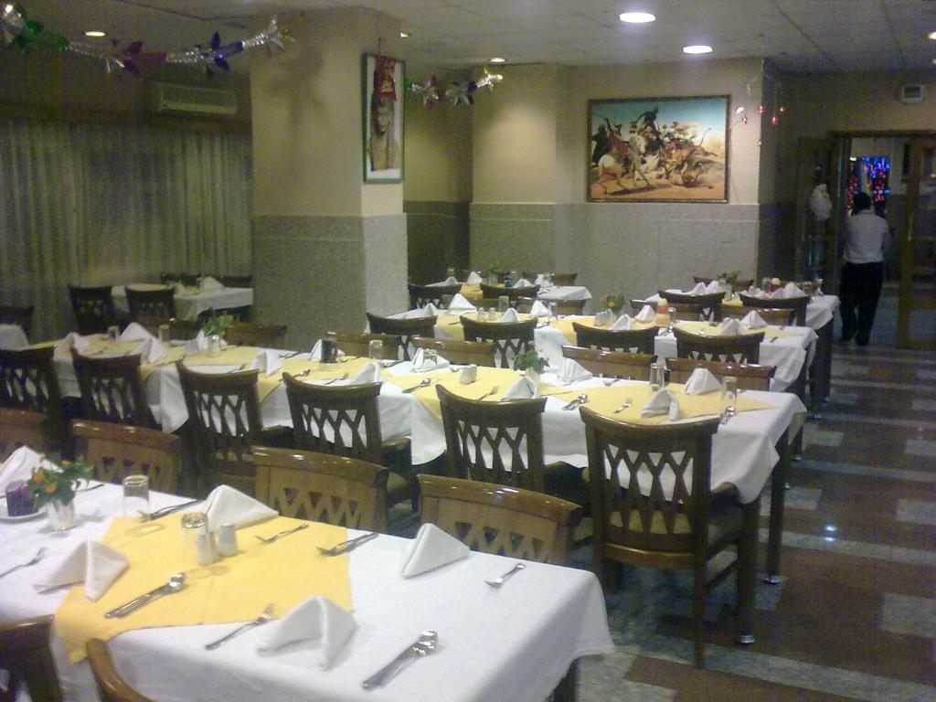Hotel New Pola 3*