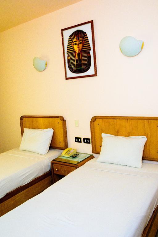 Hotel New Pola 3*