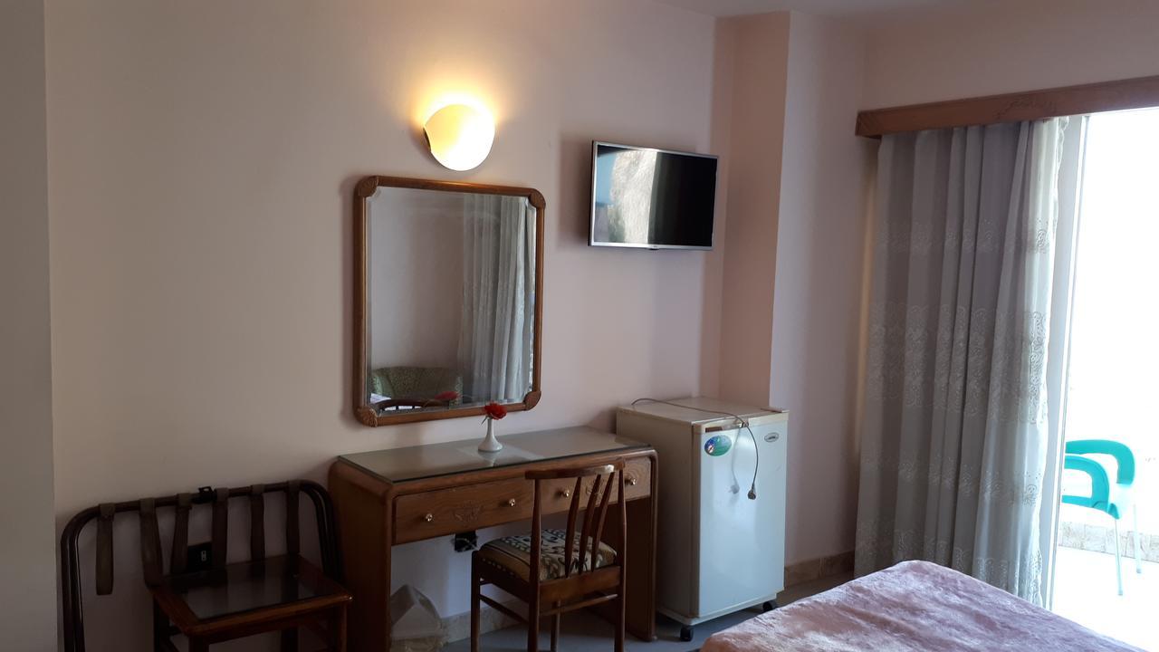 New Pola Hotel 3*