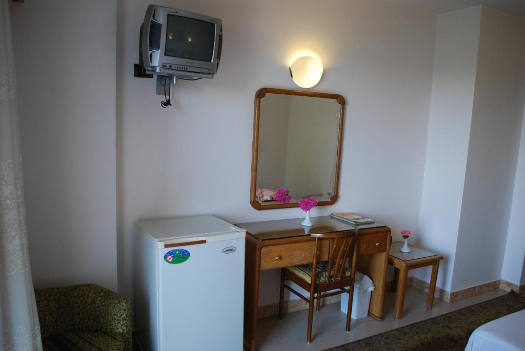 Hotel New Pola 3*